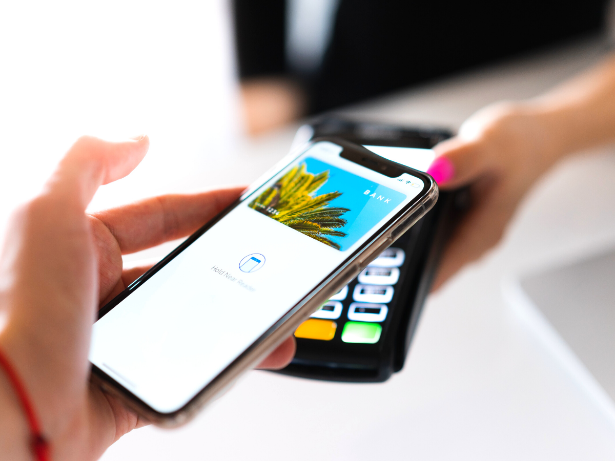 The Shift to a Cashless Society