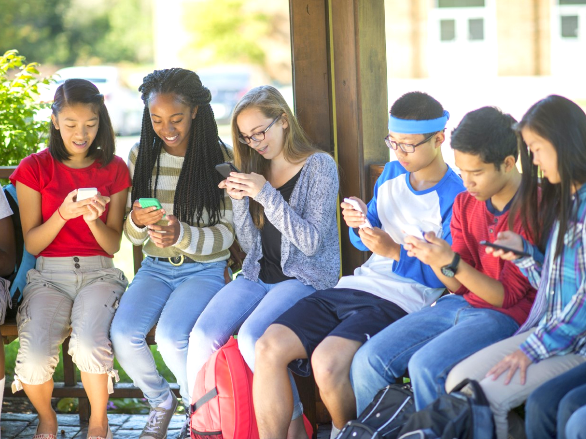 Social Media and Decreased Life Satisfaction in Teens